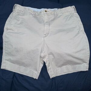 Men's Light Gray Khaki Shorts